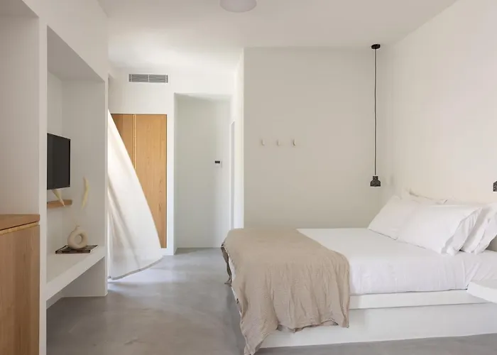 Nostos Serifos Livadi (Serifos)