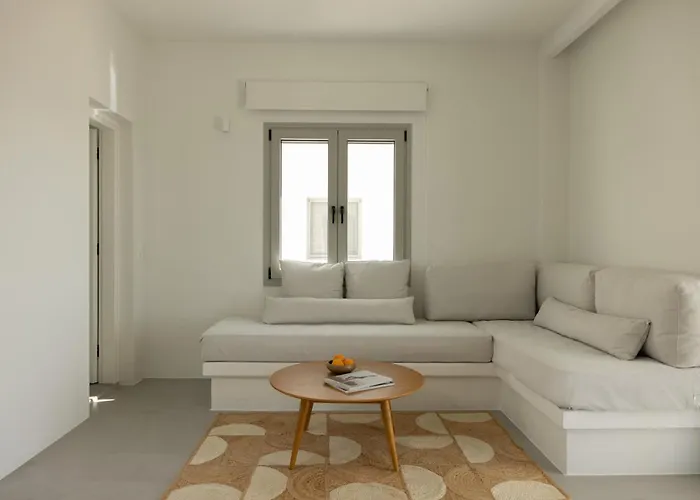 Nostos Serifos * Livadi (Serifos)