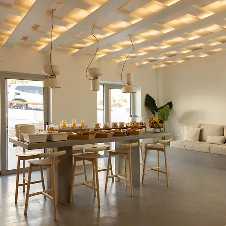 Nōstos Serifos Hotel